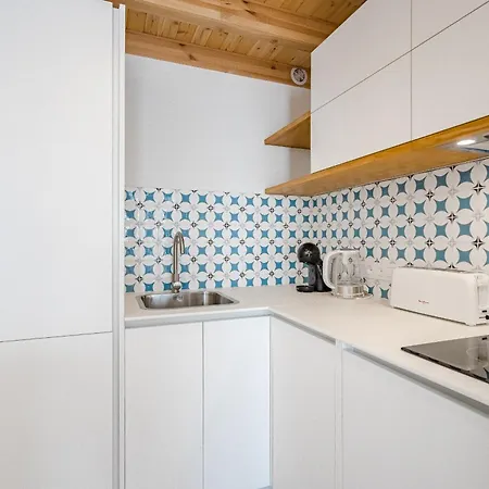 Buenavista Park Royal Адехе