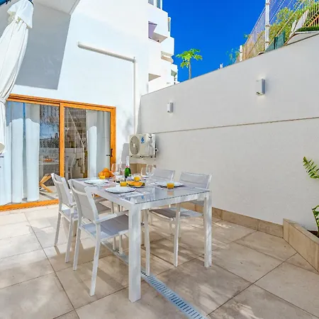 Buenavista Park Royal Адехе