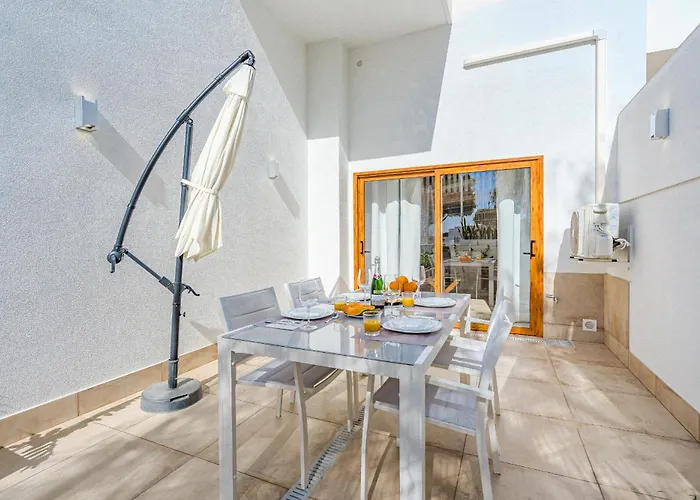 Buenavista Park Royal *